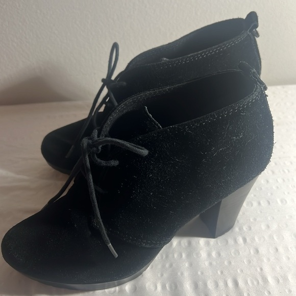 Giani Bernini Women Heels suede witchy goth - Picture 6 of 8